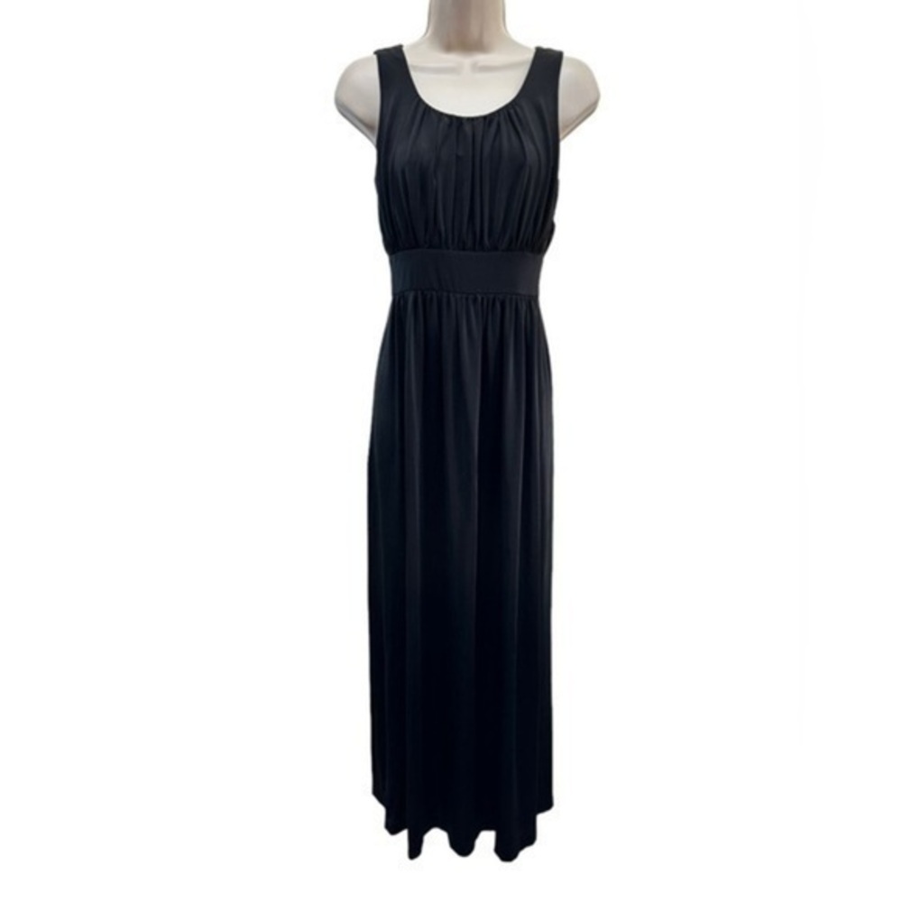 SOMA Black pleated cinched waist sleeveless maxi dress